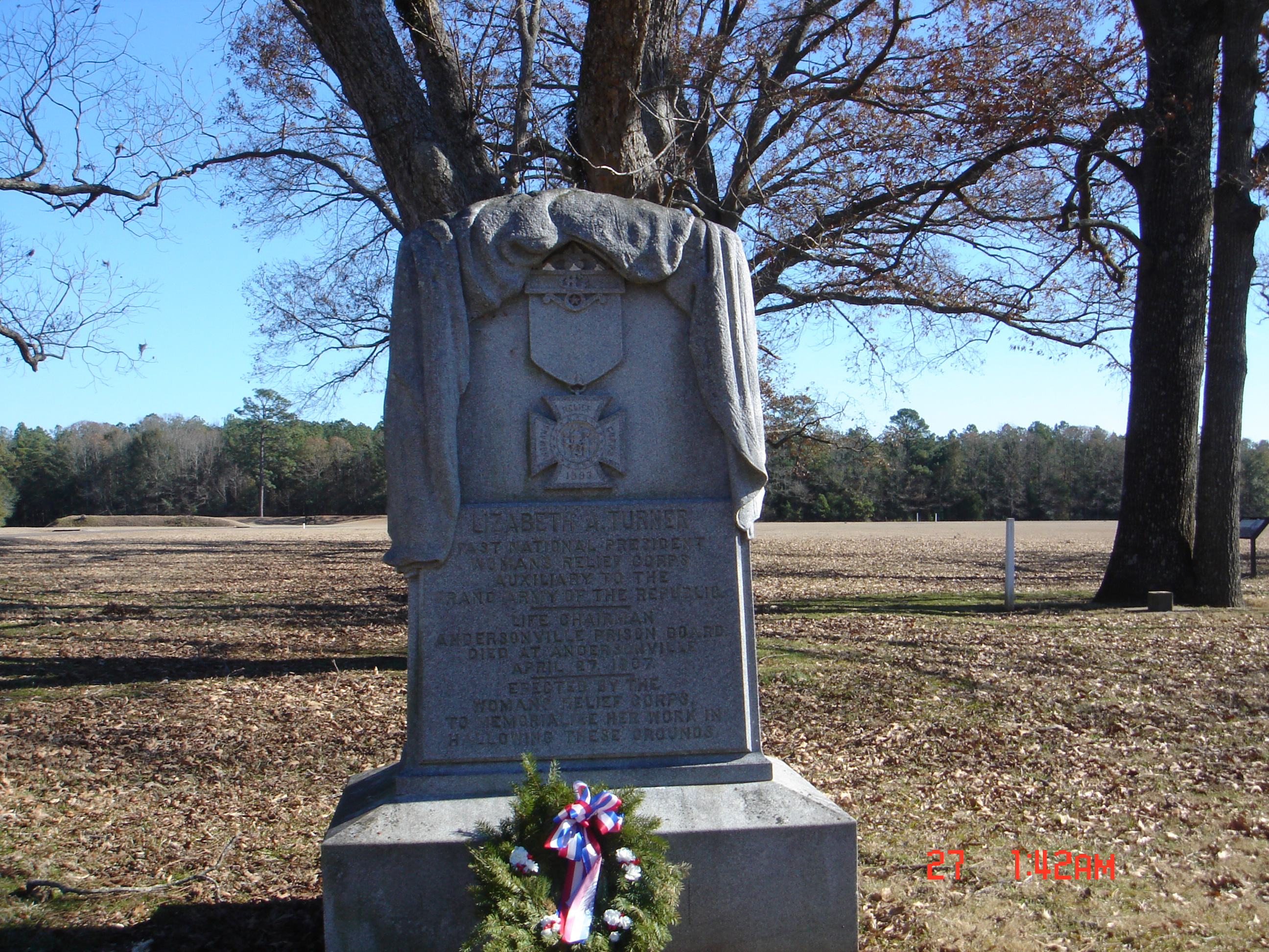statue1.jpg